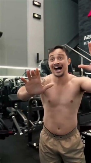 A reação do The Rock ao seu amigo é impagável #youtubeshorts