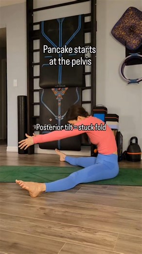 Pancake pose feels stuck? Check your pelvis #mobilitytraining #hipmobility #pelvictilt #yogatips