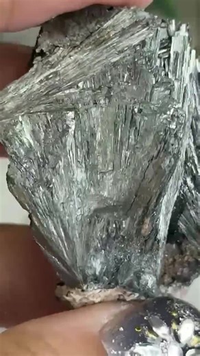 Pyrolusite From Germany: MIN Miniature Size 1.5in/38.3g - Etsy