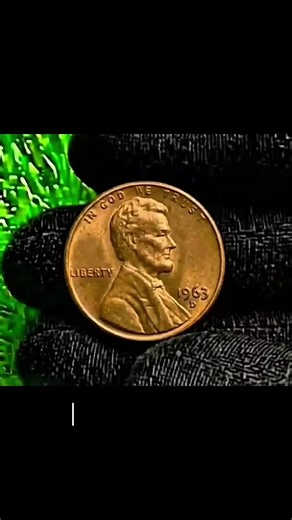 Americans are rechecking 1963 one cent coins. While most were heavily circulated, high-grade Lincoln Memorial pennies and rare errors from this year have sold for thousands at U.S. auctions. Always check condition before spending old change.” Trending Hashtags: #1963Penny #1963OneCent #LincolnMemorialPenny #USCoins #AmericanCollectors