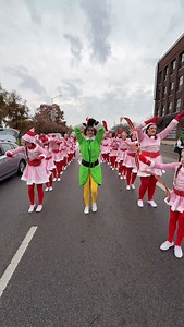 Our Performance Team dancers brought their sparkle and merriment to The Blade Holiday Parade on Saturday, November 15th, 2025! These elves danced their hearts out for a crowd of 4,000 smiling and happy parade goers! #happyholidays and #merrychristmas to all! Thank you to @thebladenews and @yarkauto for allowing us to spreading holiday cheer! . . . . @victoriaalbright26 @amandakw6 @melissa.bucher.5 @kaitlyn_calvin @ecygs @lindsaynczech @stella.dockins @fullenkampstephanie @addison_fullenkamp @sop