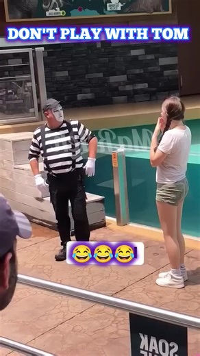 tom The mime 27.5K #tomthemime #seaworld #seaworldmime #mrbeast #mimeseaworld