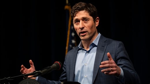 Minneapolis mayor responds to fatal Border Patrol shooting