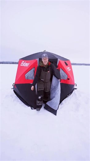 Jay Siemens on Instagram: "Attempting a 60 second walkthrough of the NEW Eskimo 450 Outbreak XDP shack available at @sailpleinairoutdoors #icefishing"