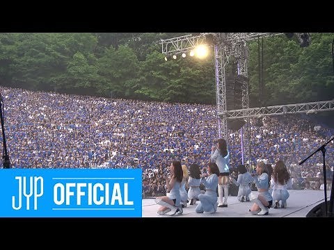 TWICE "CHEER UP" IN AKARAKA(아카라카) 2019