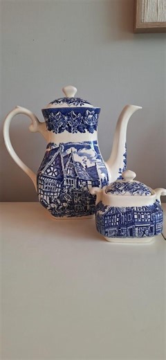 Vintage English Ironstone Dickens Series Teapot & Sugar Bowl – Blue-white Stoneware – English Tableware Collector's Set - Etsy