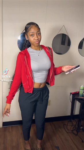 @nislicked.it on Instagram: "3D slick back pony .. veryyy tea 😍😍😍😍#hairinspo #hair🥰#sleekponytail #stylist #styleinspiration hairstyles hairstylist haircare😌 extendedponytails💕 ponytailweave halfuphalfdownhairstyle❤️ flipovermethod twoponytails👧🙈swoopponytail💇🏽‍♀️ 💕 hairduo❤️ hairdue❤️ iced🧊😍😍😍😍 curlyhair curlybangs❣️bonestrstraightslicked buns bantuknotsswoop"