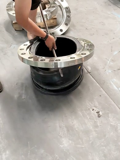 Customizable Flexible Rubber Couplings for Pipelines