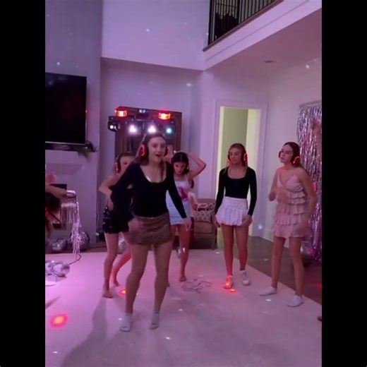 Everleigh 13th birthday party!!! #labrantfamily #everleighlabrant #birthday #teen