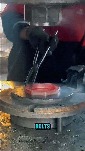 This process shows how a spring is made using a press machine #spring #process #hydrolikpress