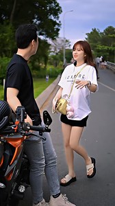 972K views · 8.3K reactions | CON NHỎ KIA nó nhìn EM  #bexchannel #biker #z1000 #motovlog #pkl | BEX Channel | Facebook