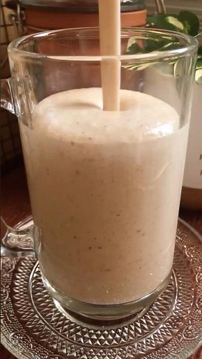 Oatmeal Breakfast Smoothie | Keeps You Full for Hours
