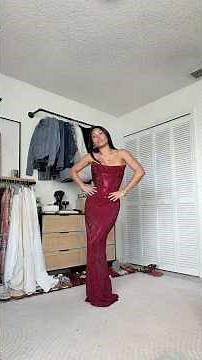 The review you didn’t know you needed 👏 #babyboo #sparklydress #dresshaul #promdress #formaldress