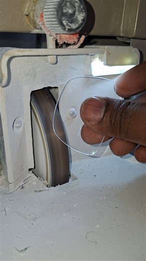 1.3K views · 17 reactions | Mastering the art of poly lens manual lock || #eyewear #reels #instagood #trending #instadaily #india #progressive #opticals #opticianlife #opticianlife #optician #instagood #instagram #instadaily #instavibes | fitting lens edger | Facebook