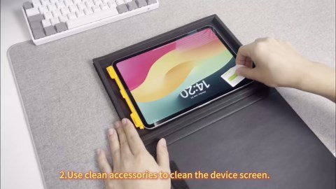 OMOTON PAPERSENSE Matte Screen Protector for iPad Air 13 Inch M3 2025 & M2 2024 (7th/6th Gen)，Paper-layer Tempered Glass with Dust-free Installation Tray, Anti-glare, Apple Pencil Support, 2 Pack