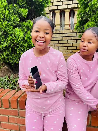 Twins Test Face ID: Surprising Results Revealed!