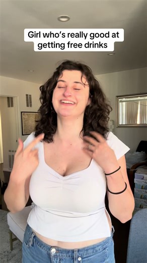 She’s like, a pro at this. It comes really naturally to her. #bar #flirting #comedy