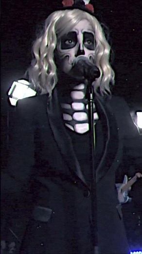 Broken Peach - This is Halloween Live (Short) 💀