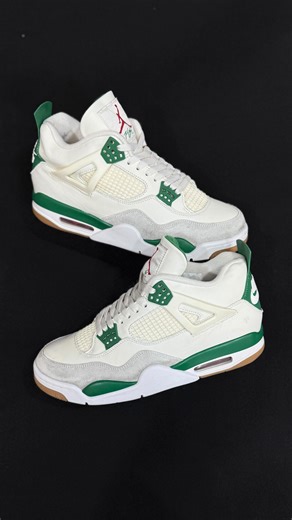 ‎کفش | سالامون | هوکا | اسیکس | نایک | آدیداس‎ on Instagram‎: "⁨ ⁨ حرفه ای مثل...🌲🍁 نایک جردن SB Size:44 Cm:28 ‏US مناسب برای والیبال روزمره قیمت: ۱۹۰۰ ❌️کار کمیاب و خاص و ۱۰۰٪اورجینال وضعیت: مشابه آکبند 💯تضمین کالا 💯اورجینال با ضمانت با کتونی اورجینال خوش بدرخشید ویدیو و عکس تمامی کارها در استوری 🔺️یه سر به پیجم بزن مطمنم پشیمون نمیشی جنس ضعیف و بی کیفیت نداریم 🌏ارسال به کل کشور سفارش از طریق دایرکت و واتساپ 09014983217 #کتونی_اصل #کتونی_مارک #اصل"‎