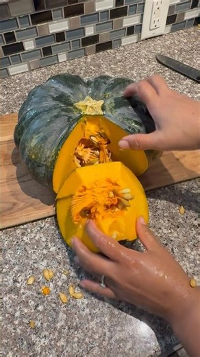 The Easiest Way to Cut a Korean Pumpkin 🎃