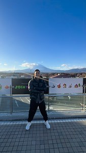 Watch closely. We don’t repeat. 😆 📸 @jk90028 #YouOnlyLiveOnce #LifeIsShortBeHappy #MountFuji | Sk Low