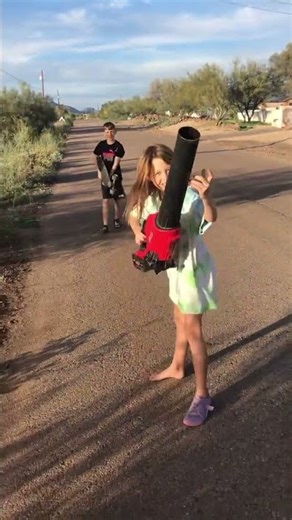 Super fun and creative idea! #creativeideas #kidsfun #airblower #funwiththekids #leafblower