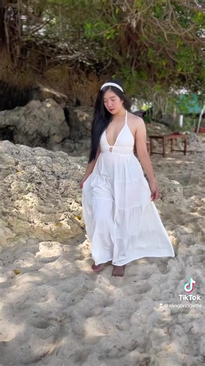 Perfect Maxi Dress for Prenup and Maternity Shoots