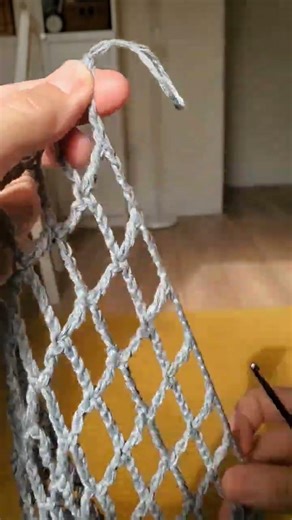 I Crocheted a Market Bag From Just One Ball of Yarn