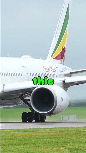 why do pilot slam on brakes before takeoff #airplane #aviation #flying