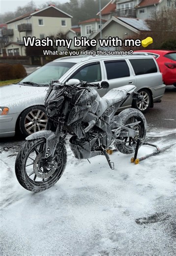 Essential Tips for Washing Your Bike This Summer