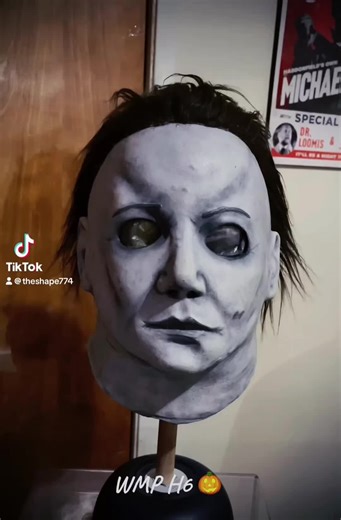Another one for the collection: this guy here is a WMP Halloween 6 The Curse of Michael Myers Mask. this thing looks creepy 🤣🤣🤣 finished by Chris Morgan at WMP 🎃as always ty for looking enjoy 😉 #halloweenmask #michaelmyers #cosplayers #horrortok #tiktok for entertainment purposes only 😁😁