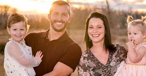 New Documentary Reveals Final Texts Between Chris Watts And Wife Shanann Before He Murdered Her