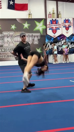 #layout on floor ✅ #cheer #tumbling #allstarcheer