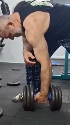 40kg dumbell rowing with Thomas Inch size handle..