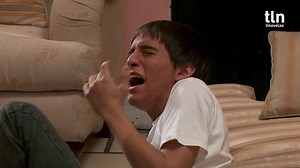 1.2M views · 22K reactions | Patricio entiende que repetir el patrón de violencia que vive en su casa no es la solución, así que decide denunciar a su papá y pedir disculpas a sus compañeros  No te pierdas el maratón del perdón de #ComoDiceElDicho ☕ El domingo las 5:45 a. m. MEX, solo por #Tlnovelas o en #ViX: https://bit.ly/vixcanales | tlnovelas | Facebook