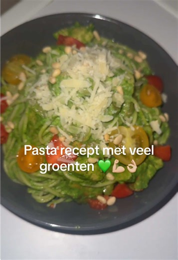 Speed receptje met HEEL VEEL groente 👌🏼💚 #veelgroente #gezond #gezondpastarecept