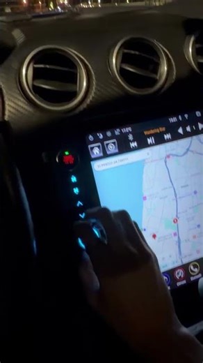 Tom Wellstone - Ford Mustang S550 multimedia system.