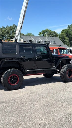 Nasty well built Jeep with a Ripp supercharger and just about every other upgrade money can buy with no expense spared. This is a purpose built on an off-road rig that has performed in some serious offloading and done extremely well. #jeep #ripp @RIPP Superchargers @Jeep @jeep_muscle @Jeep Duck Love @Jeep Canada #rockcrawl