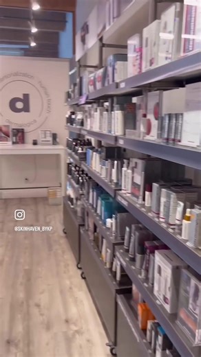 Dermalogica training has started! ✨ #skincare #skin #skingoals #skintreatment #dermalogica #skincareproducts #dermalogicapro #facials #esthetician #beauty #vancouverfacials #spaday #estheticianlife