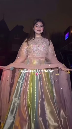 TUBA MALIK OFFICIAL on Instagram: "CUSTOMISING THIS BEAUTIFUL LEHNGA CHOLI✨"