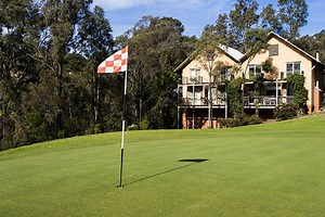 Hunter Valley Golf Courses | Cypress Lakes Golf and Country Club