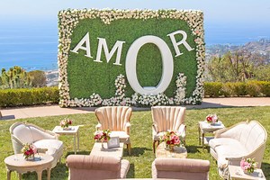 50 Unexpected Ways to Decorate with Greenery