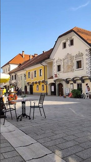 Radovljica, Slovenia 🇸🇮 | Summer Stroll and Blueberry Pie