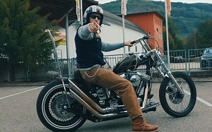 自己改装1998的哈雷 chopper风格