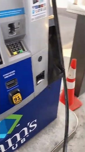 Sam's Club - Pay at the Pump vs Pay by App! #shorts