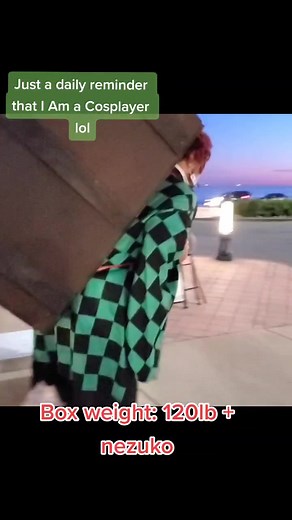 I will bring you my new cosplay next weekend friends 😆 #tanjirokamado #demonslayer #kimetsunoyaiba #cosplay #anime #strong #anime #nezuko #nezukochan