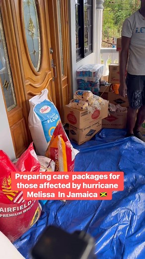 Preparing care packages for those affected by hurricane Melissa In Jamaica 🇯🇲 | Jamaica Life Nice
