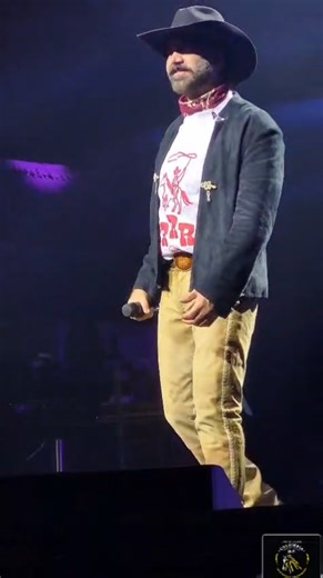 Alejandro Fernández en Colombia...👏👏👏👏 | AF Fans Club Oficial Canta Corazón Argentina