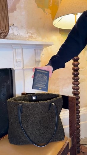 Alexandra Potter’s One Good Thing is top of our packing list this festive season. Utterly relatable, hilarious and heart-breakingly honest, this is a novel about friendship, finding happiness and living the life unexpected. And how when everything falls apart, all you need is one good thing to turn your life around and make it worth living again. Have you picked this book up yet? | WHSmith | Facebook