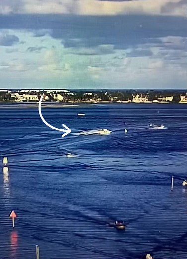 Be careful on the water! Never depend on another boater to do the right thing, and be vigilant. Starting 2023 off wrong. Wear your safety lanyard. #boatcrash #waterway #lookout #crash #boating #rulesoftheroad #ptzcamera #slowdown #qualifiedcaptain #safetyfirst #lifejackets